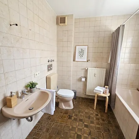Am Bergpark Wilhemshoehe Apartamento *