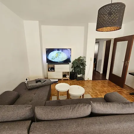 Am Bergpark Wilhemshoehe Apartamento *